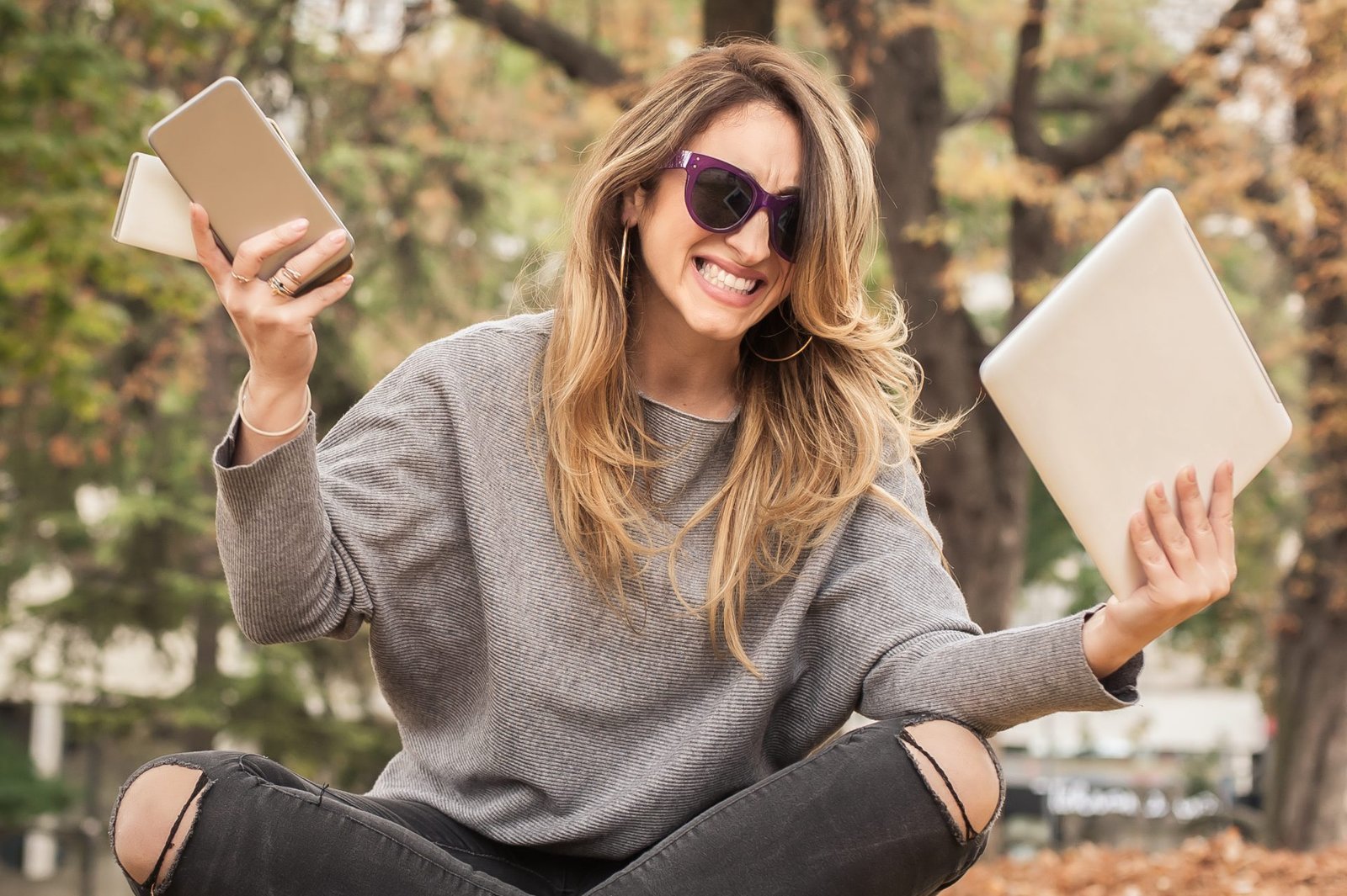 Phone Addiction: Is Digifrenia robbing you?